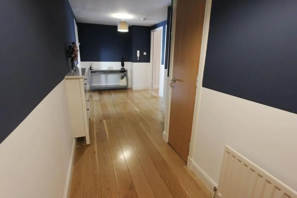 Spacious 2 Bed, 2 Bath Apartment -The Shore, Leith Εδιμβούργο