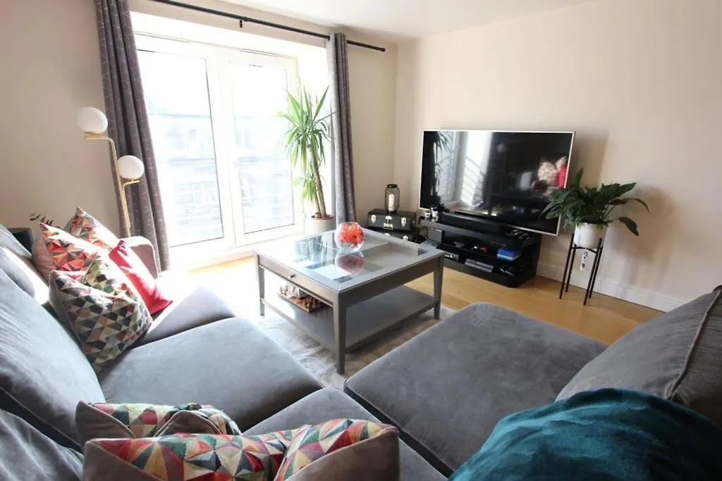 Spacious 2 Bed, 2 Bath Apartment -The Shore, Leith Εδιμβούργο 0*,