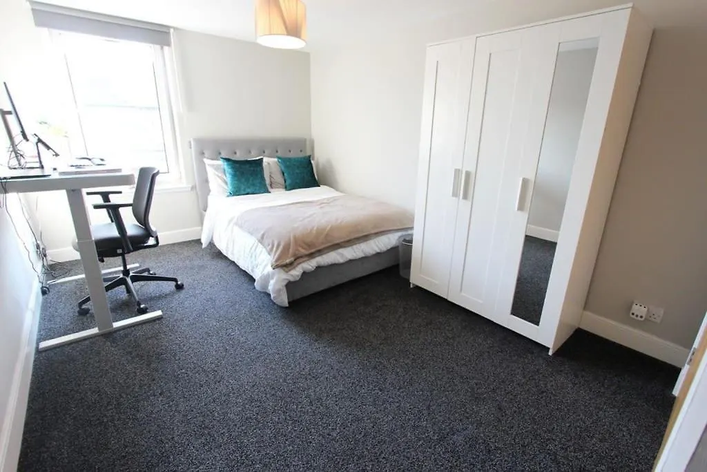 Spacious 2 Bed, 2 Bath Apartment -The Shore, Leith Εδιμβούργο